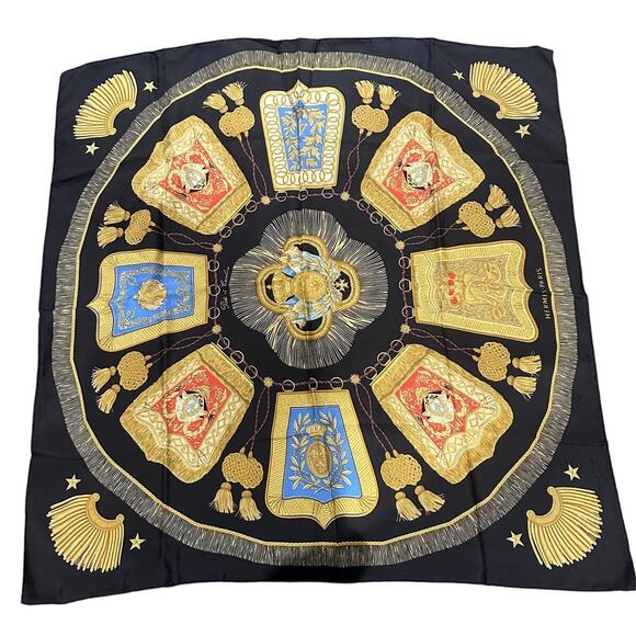 HERMES Carre 90 "Poste et Cavalerie" Silk 100% Silk Scarf with Box - Very Good - Picture 2 of 6